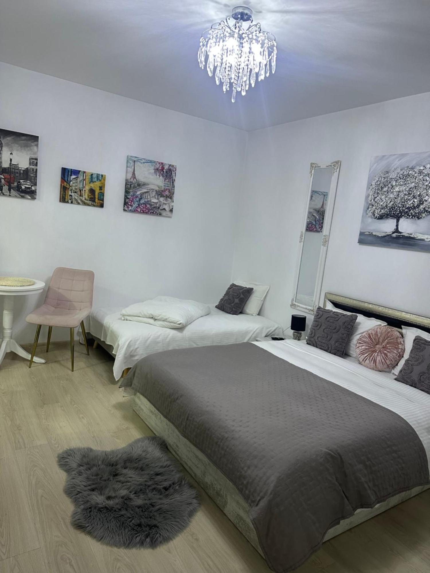 Vila Zoe Bucharestairport&Therme&Parking Отопени Екстериор снимка
